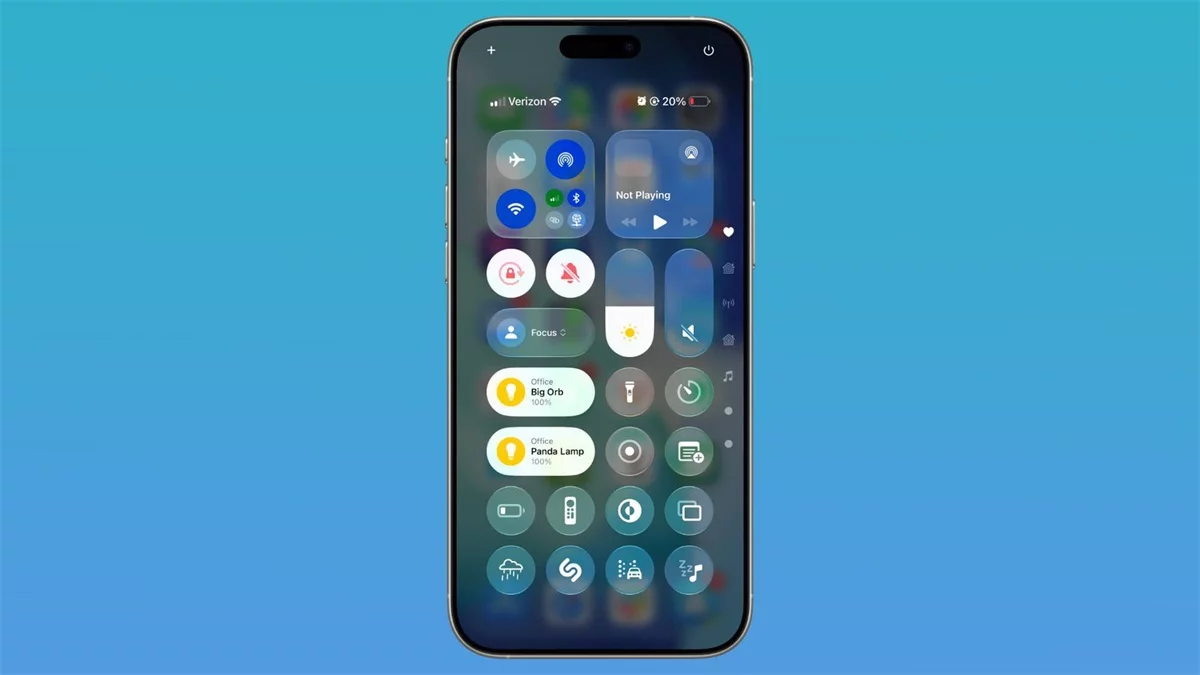 uisdc-pg-20251115-4 脱胎换骨!盘点iOS 26值得点赞的14个设计细节